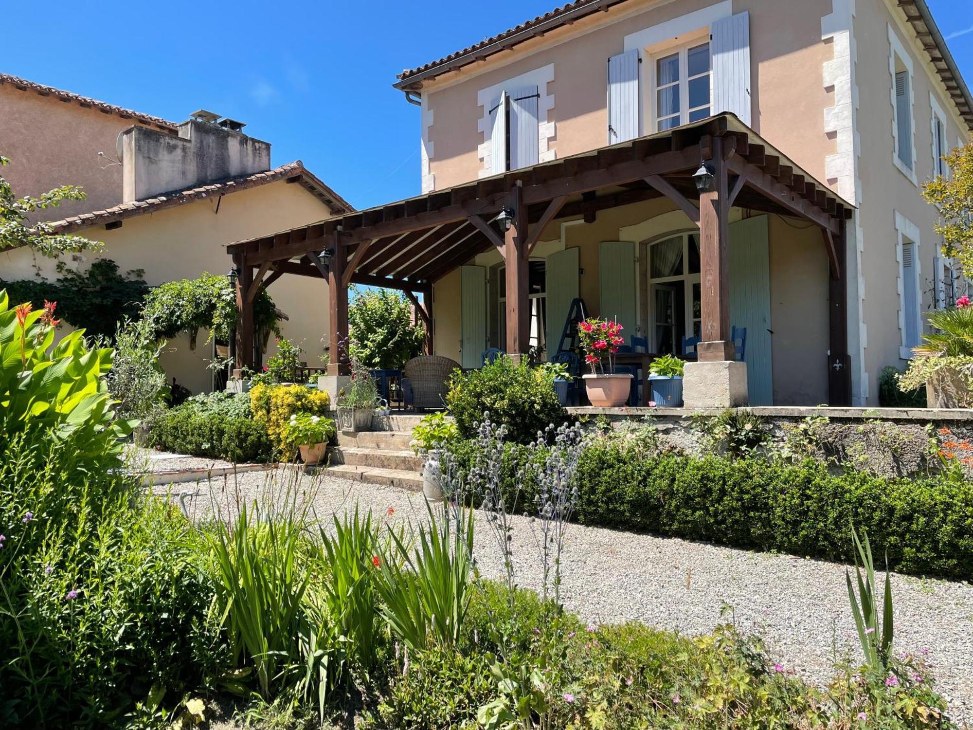 Saint-Germain-de-Confolens La Grange Terrou旅馆 外观 照片
